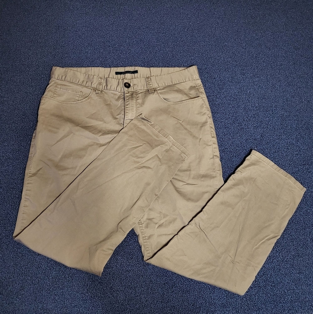 Perry Ellis beige pants